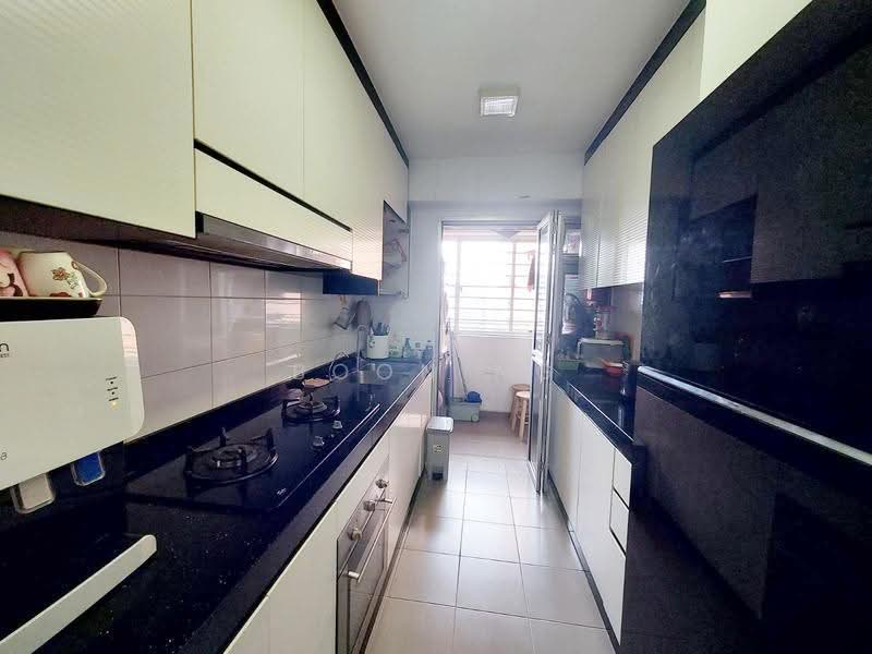 476A Choa Chu Kang Avenue 5, 476A 476A, Dairy Farm / Bukit Panjang / Choa Chu Kang, 2 Bedrooms, 721 sqft, HDB Flat For Sale, by Boon Ng, 500221208 - Kitchen - PropertyGuru.com.sg
