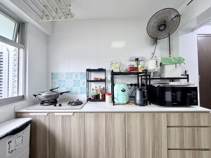 421C Northshore Drive, 421C Northshore Drive, 1 Bedroom, 506 sqft, HDB Flat For Sale, by Don Chua, 500221209 - Kitchen - PropertyGuru.com.sg