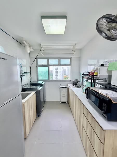 421C Northshore Drive, 421C Northshore Drive, 1 Bedroom, 506 sqft, HDB Flat For Sale, by Don Chua, 500221209 - Kitchen - PropertyGuru.com.sg