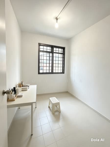 5 Upper Aljunied Lane, 5 Upper Aljunied Lane, 2 Bedrooms, 613 sqft, HDB Flat For Sale, by Joey Chua, 500221211 - Study - PropertyGuru.com.sg