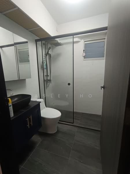 886B Woodlands Drive 50, 886B Woodlands Drive 50, 2 Bedrooms, 650 sqft, HDB Flat For Rent, by Asley Ho, 500221214 - Bathroom - PropertyGuru.com.sg