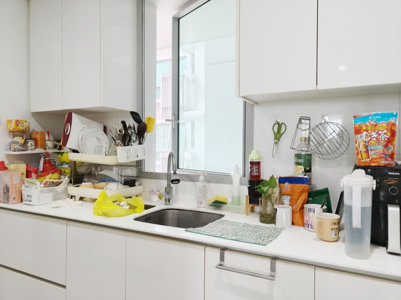 The Minton, 147 Hougang Street 11, 3 Bedrooms, 1,335 sqft, Condominium For Sale, by Michael Seah, 500221215 - Kitchen - PropertyGuru.com.sg
