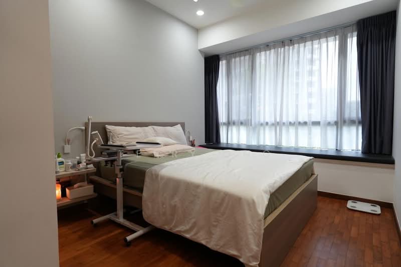The Palette, 101 Pasir Ris Grove, 2 Bedrooms, 753 sqft, Condominium For Sale, by Terry Ong, 500221221 - Master Bedroom - PropertyGuru.com.sg