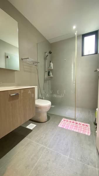 The Amore, 55 Edgedale Plains, 4 Bedrooms, 1,350 sqft, Executive Condominium For Rent, by Farrveen Baanu, 500221231 - Bathroom - PropertyGuru.com.sg
