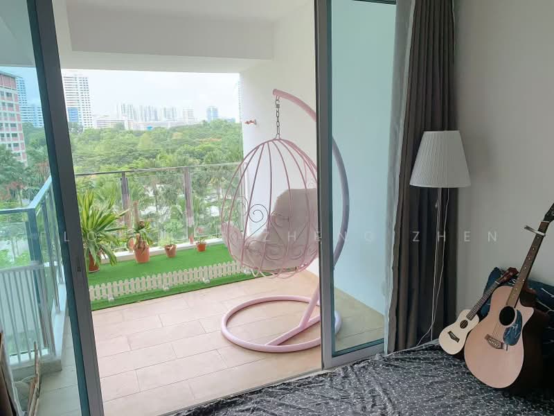Clover By The Park, 2 Bishan Street 25, Room Rental, 250 sqft, Condominium For Rent, by Florence Zheng Zhen, 500221234 - Balcony - PropertyGuru.com.sg