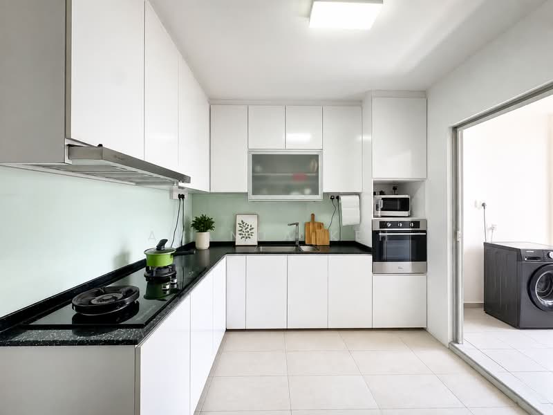 725 Pasir Ris Street 72, 725 Pasir Ris Street 72, 3 Bedrooms, 1,120 sqft, HDB Flat For Sale, by Amanda Keh, 500221237 - Kitchen - PropertyGuru.com.sg