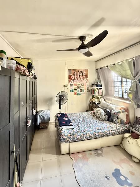 231 Yishun Street 21, 231 Yishun Street 21, 3 Bedrooms, 1,054 sqft, HDB Flat For Sale, by Azhar Baksin, 500221241 - Bedroom - PropertyGuru.com.sg