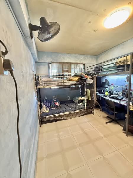 231 Yishun Street 21, 231 Yishun Street 21, 3 Bedrooms, 1,054 sqft, HDB Flat For Sale, by Azhar Baksin, 500221241 - Bedroom - PropertyGuru.com.sg