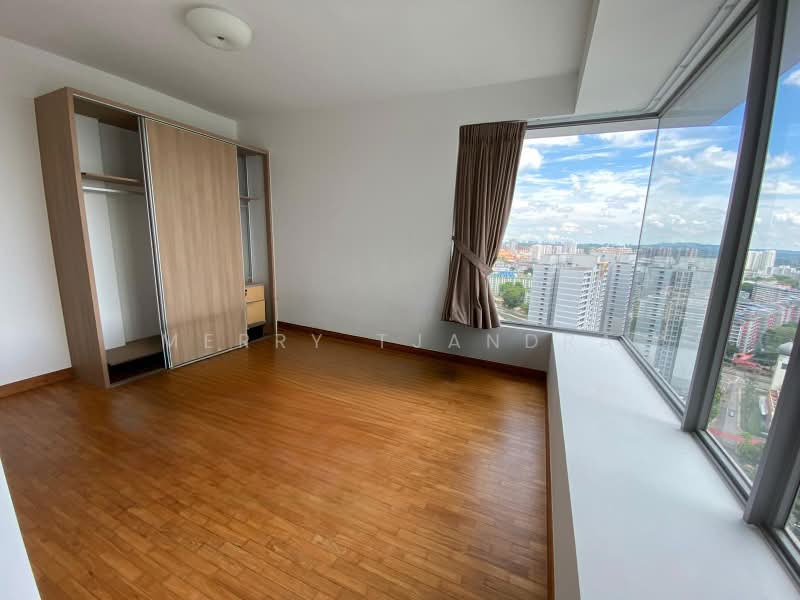 Centro Residences, 59 Ang Mo Kio Avenue 8, 4 Bedrooms, 1,281 sqft, Condominium For Sale, by Merry Tjandra, 500221243 - Bedroom - PropertyGuru.com.sg