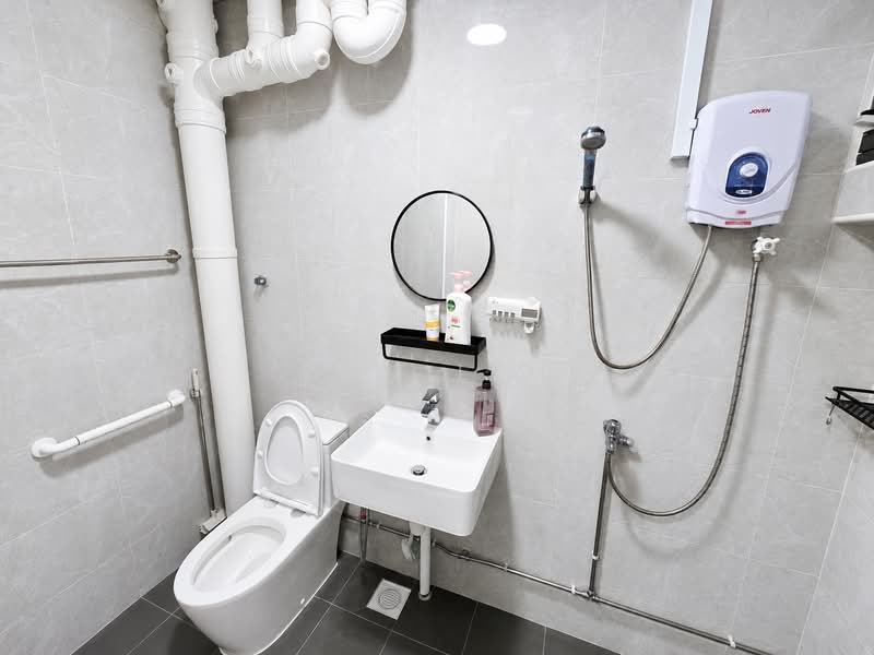 281 Choa Chu Kang Avenue 3, 281 Choa Chu Kang Avenue 3, 3 Bedrooms, 1,141 sqft, HDB Flat For Sale, by Yan Lim, 500221244 - Bathroom - PropertyGuru.com.sg