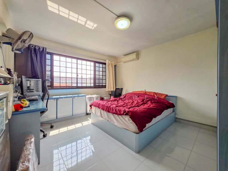 470 Tampines Street 44, 470 Tampines Street 44, 3 Bedrooms, 1,313 sqft, HDB Flat For Sale, by Louis Kwek, 500221250 - Bedroom - PropertyGuru.com.sg