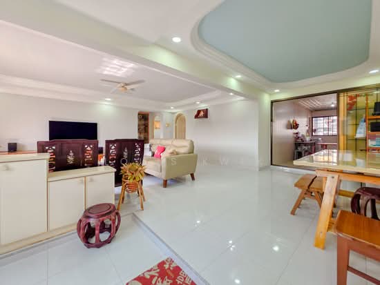 For Sale - 470 Tampines Street 44