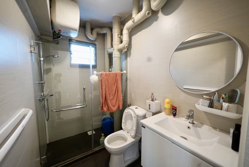 176C Edgefield Plains, 176C Edgefield Plains, 3 Bedrooms, 1,184 sqft, HDB Flat For Sale, by Stan Lee 李俊豪, 500221259 - Bathroom - PropertyGuru.com.sg