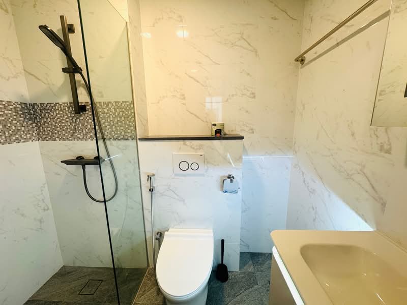 Coliving space - Female only environment, , Room Rental, 140 sqft, Shophouse For Rent, by Serene Chua, 500221262 - Bathroom 2 - PropertyGuru.com.sg