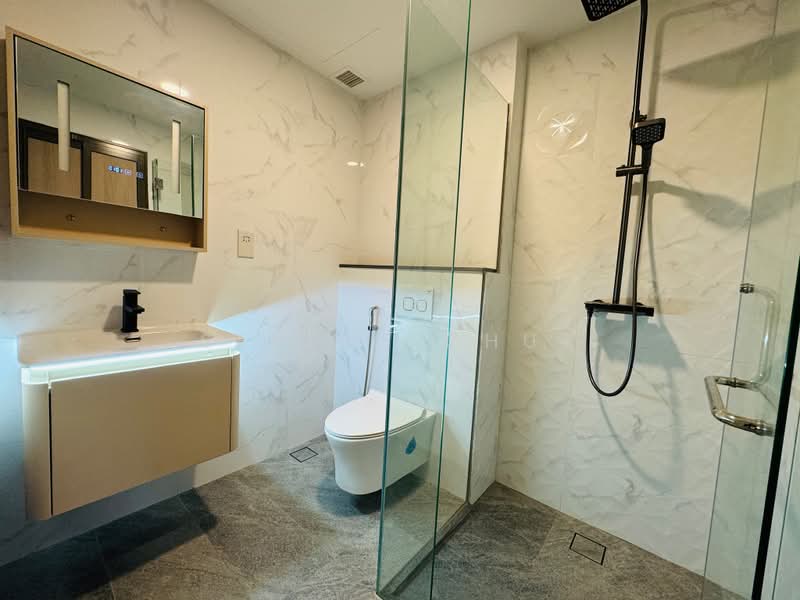 Coliving space - Female only environment, , Room Rental, 140 sqft, Shophouse For Rent, by Serene Chua, 500221262 - Bathroom 1 - PropertyGuru.com.sg