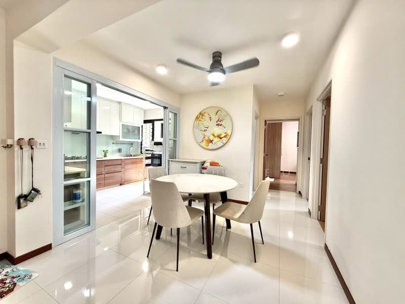 132A Canberra Crescent, 132A Canberra Crescent, 3 Bedrooms, 990 sqft, HDB Flat For Sale, by Kenneth Yeo, 500221269 - Dining Room - PropertyGuru.com.sg