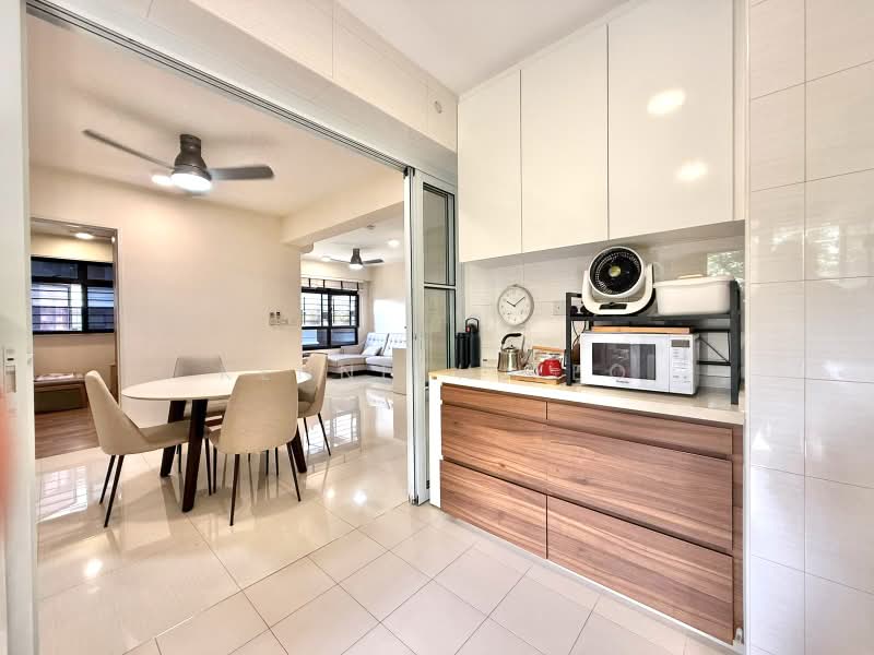 132A Canberra Crescent, 132A Canberra Crescent, 3 Bedrooms, 990 sqft, HDB Flat For Sale, by Kenneth Yeo, 500221269 - Dining Room - PropertyGuru.com.sg