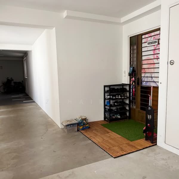 874D Tampines Street 85, 874D Tampines Street 85, 3 Bedrooms, 1,001 sqft, HDB Flat For Sale, by Zuhairi ., 500221270 - Entrance - PropertyGuru.com.sg