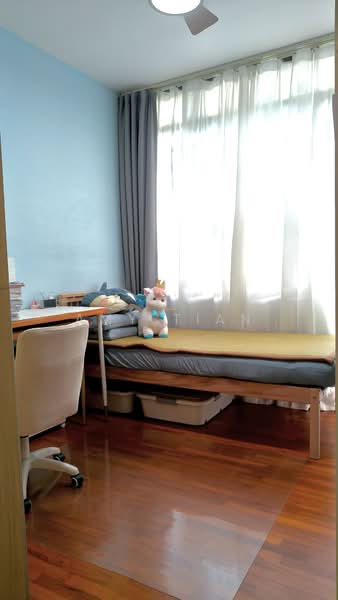 Wandervale, 361 Choa Chu Kang Avenue 3, 3 Bedrooms, 1,098 sqft, Executive Condominium For Sale, by Amy Tian, 500221273 - Bedroom - PropertyGuru.com.sg