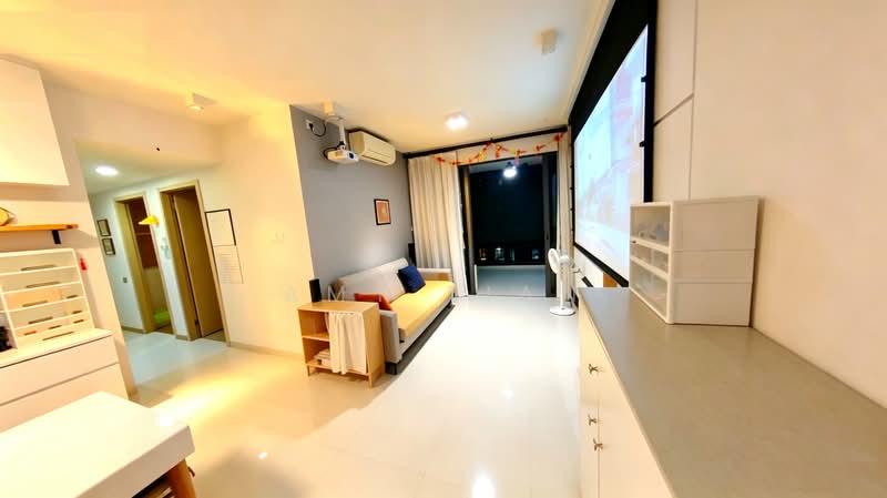 Wandervale, 361 Choa Chu Kang Avenue 3, 3 Bedrooms, 1,098 sqft, Executive Condominium For Sale, by Amy Tian, 500221273 - Living Room - PropertyGuru.com.sg