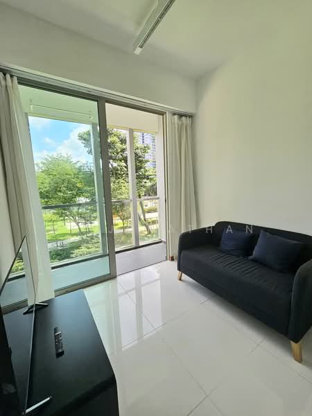 Parc Somme, 62 Somme Road, 2 Bedrooms, 581 sqft, Apartment For Rent, by Ng Jonathan, 500221279 - Living Room - PropertyGuru.com.sg