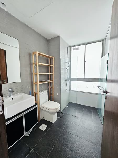 Parc Somme, 62 Somme Road, 2 Bedrooms, 581 sqft, Apartment For Rent, by Ng Jonathan, 500221279 - Bathroom - PropertyGuru.com.sg