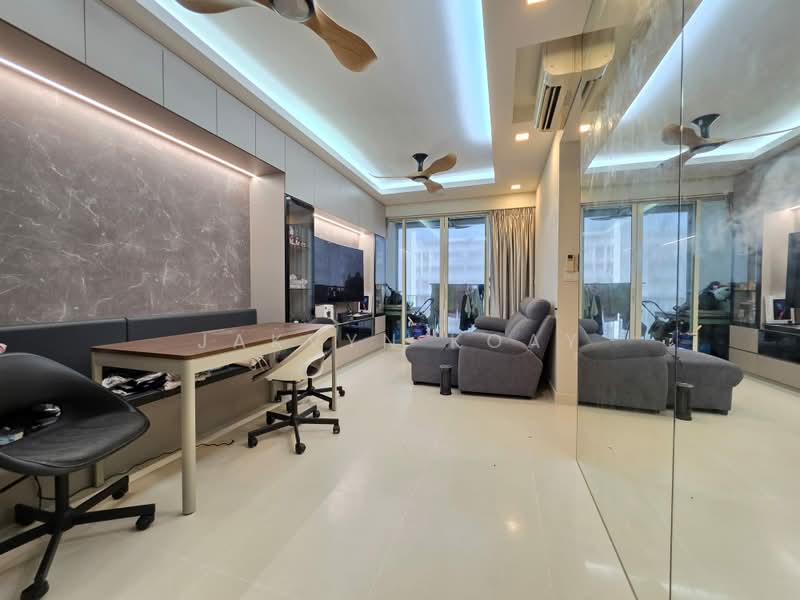 Watercolours, 27 Pasir Ris Link, 3 Bedrooms, 958 sqft, Condominium For Sale, by Jakvyn Koay, 500221295 - Living Room - PropertyGuru.com.sg