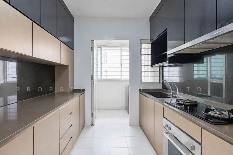 619A Punggol Drive, 619A Punggol Drive, 3 Bedrooms, 1,001 sqft, HDB Flat For Sale, by Elaine Wong, 500221301 - Kitchen - PropertyGuru.com.sg