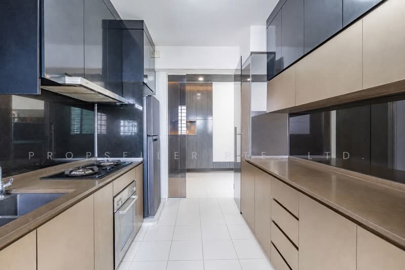 619A Punggol Drive, 619A Punggol Drive, 3 Bedrooms, 1,001 sqft, HDB Flat For Sale, by Elaine Wong, 500221301 - Kitchen - PropertyGuru.com.sg