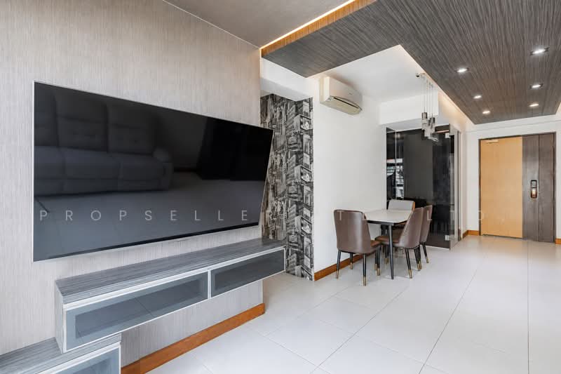 619A Punggol Drive, 619A Punggol Drive, 3 Bedrooms, 1,001 sqft, HDB Flat For Sale, by Elaine Wong, 500221301 - Living Room - PropertyGuru.com.sg