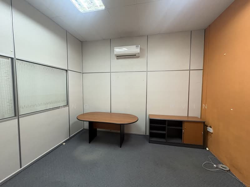 Mactech Building, 2 Kallang Pudding Road, 1,216 sqft, Light Industrial (B1) For Rent, by Chang J J Mervin, 500221306 - Interior - CommercialGuru.com.sg