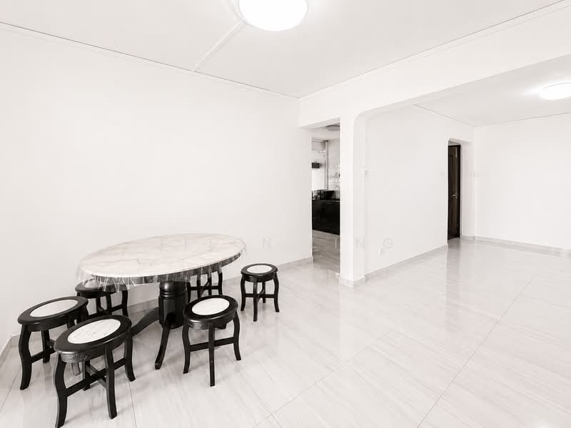 219A Jurong East Street 21, 219A Jurong East Street 21, 3 Bedrooms, 118 sqft, HDB Flat For Sale, by Leeon Ling, 500221311 - Interior - PropertyGuru.com.sg