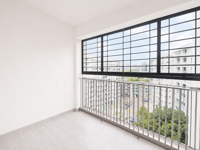 219A Jurong East Street 21, 219A Jurong East Street 21, 3 Bedrooms, 118 sqft, HDB Flat For Sale, by Leeon Ling, 500221311 - Balcony - PropertyGuru.com.sg