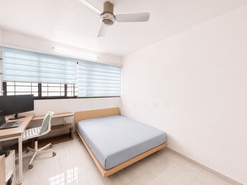 219A Jurong East Street 21, 219A Jurong East Street 21, 3 Bedrooms, 118 sqft, HDB Flat For Sale, by Leeon Ling, 500221311 - Bedroom - PropertyGuru.com.sg