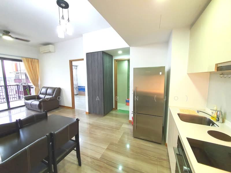 Lakeville, 1 Jurong Lake Link, 2 Bedrooms, 753 sqft, Condominium For Rent, by Loo Jia Bin (Jo), 500221312 - Living Room - PropertyGuru.com.sg