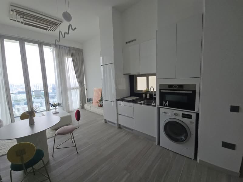 Kallang Riverside, 51 Kampong Bugis, 1 Bedroom, 517 sqft, Condominium For Sale, by Patrik Tam, 500221318 - Living Room - PropertyGuru.com.sg