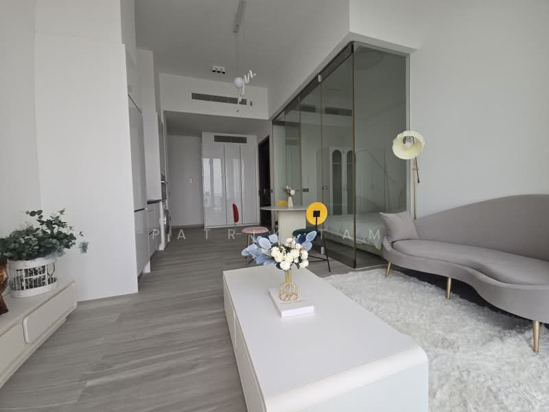 Kallang Riverside, 51 Kampong Bugis, 1 Bedroom, 517 sqft, Condominium For Sale, by Patrik Tam, 500221318 - Living Room - PropertyGuru.com.sg