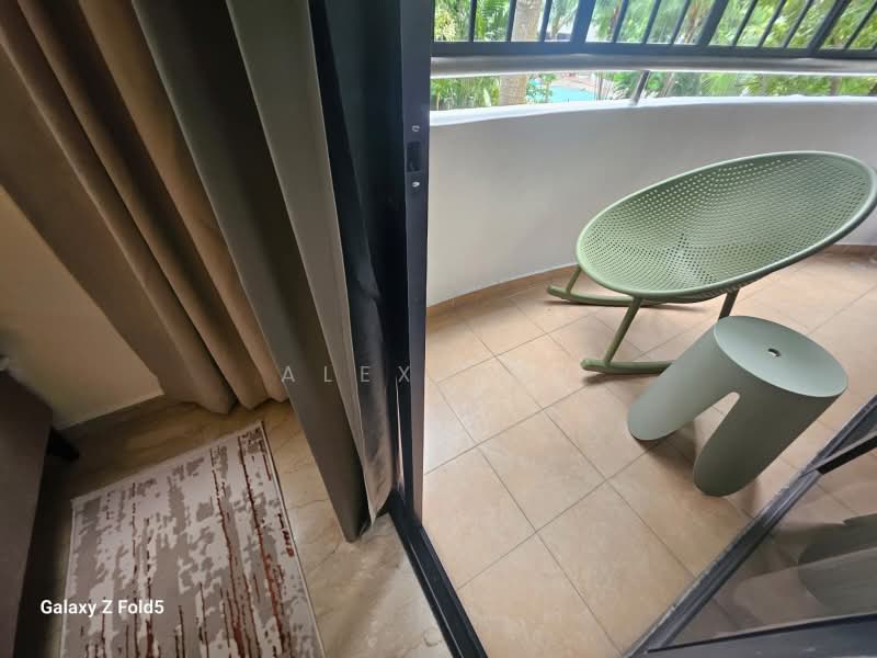 Teresa Ville, 1005 Lower Delta Road, Room Rental, 180 sqft, Condominium For Rent, by Alex Poh, 500221326 - Balcony - PropertyGuru.com.sg