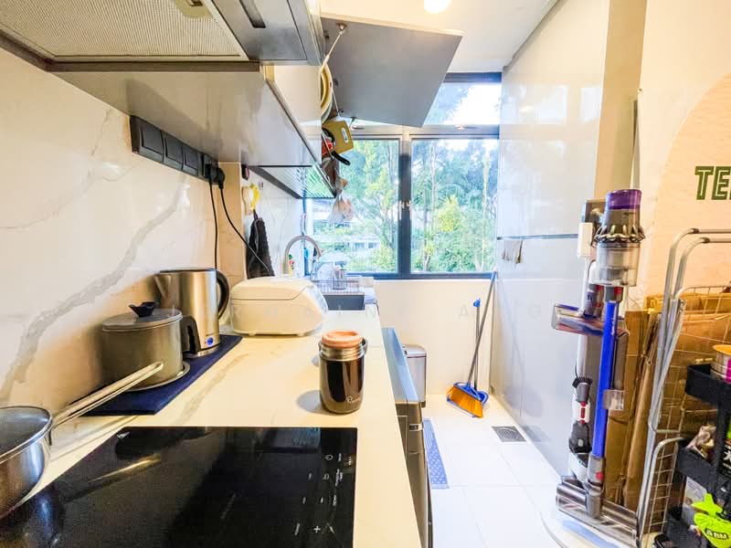 Evelyn Mansions, 20 Evelyn Road, 2 Bedrooms, 797 sqft, Apartment For Sale, by Jermaine Ang, 500221329 - Kitchen - PropertyGuru.com.sg