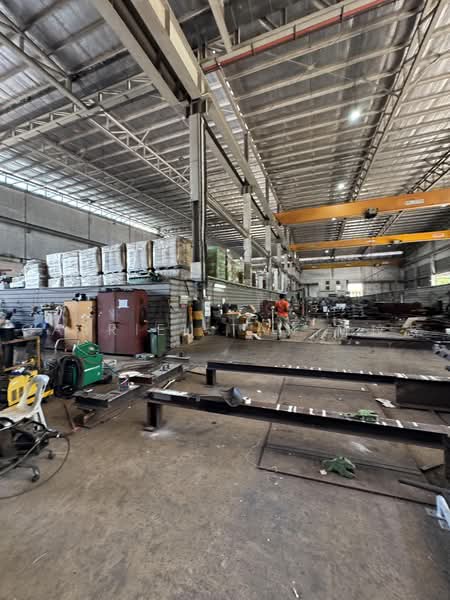 Ground Floor I 3x 8 Ton Overhead Crane I Ceiling 9m, , 17,000 sqft, Factory / Workshop (B2) For Rent, by Gabriel Tan 陈玟志, 500221335 - Interior - CommercialGuru.com.sg