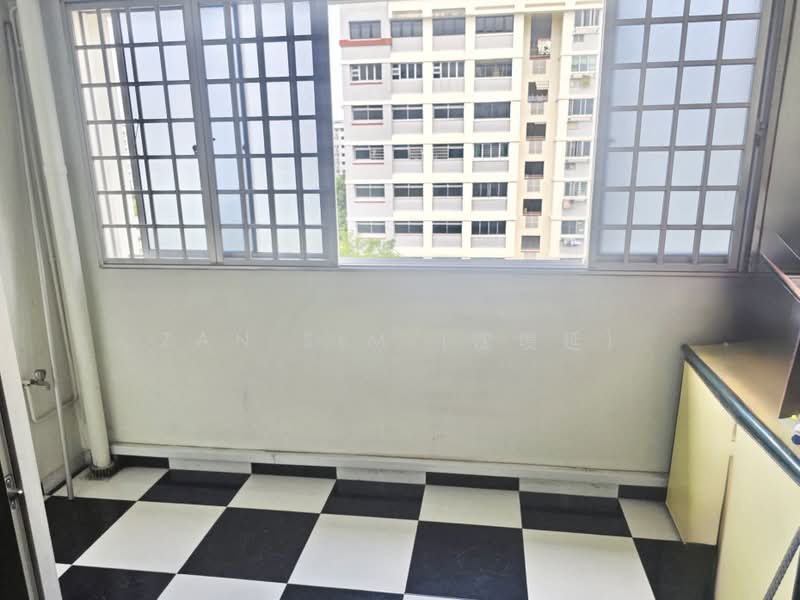 876 Woodlands Avenue 9, 876 Woodlands Avenue 9, 3 Bedrooms, 1,302 sqft, HDB Flat For Sale, by Zan Sim (沈瓒延), 500221342 - View - PropertyGuru.com.sg