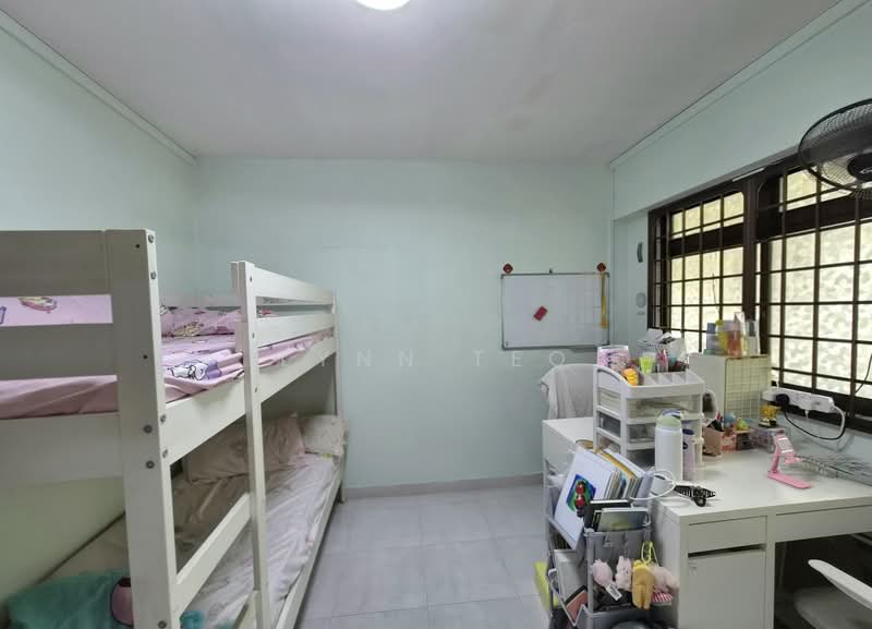 154 Jalan Teck Whye, 154 Jalan Teck Whye, 3 Bedrooms, 1,076 sqft, HDB Flat For Sale, by Lynn Teo, 500221345 - Bedroom - PropertyGuru.com.sg