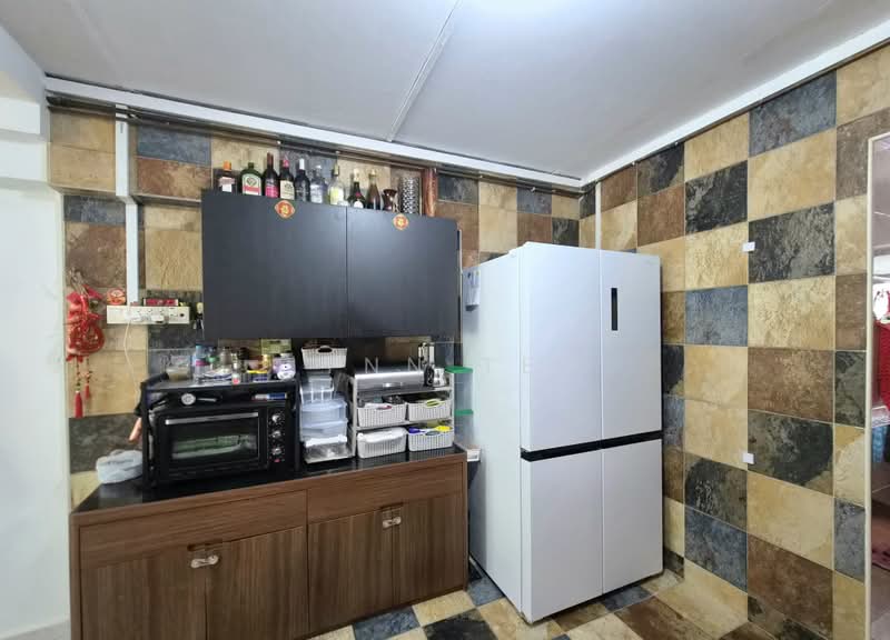 154 Jalan Teck Whye, 154 Jalan Teck Whye, 3 Bedrooms, 1,076 sqft, HDB Flat For Sale, by Lynn Teo, 500221345 - Kitchen - PropertyGuru.com.sg