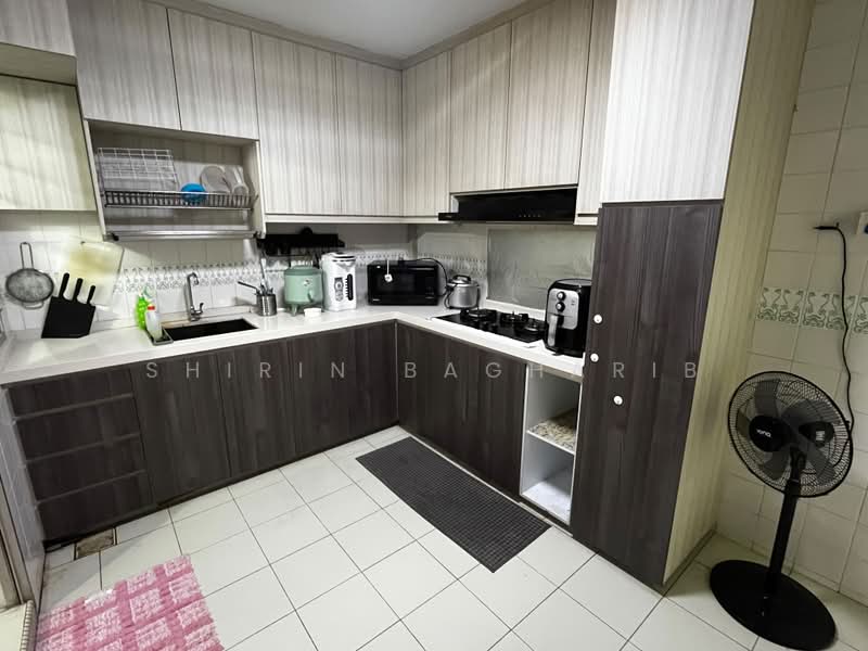 771 Pasir Ris Street 71, 771 Pasir Ris Street 71, 3 Bedrooms, 1,108 sqft, HDB Flat For Rent, by Shirin Bagharib, 500221349 - Kitchen - PropertyGuru.com.sg