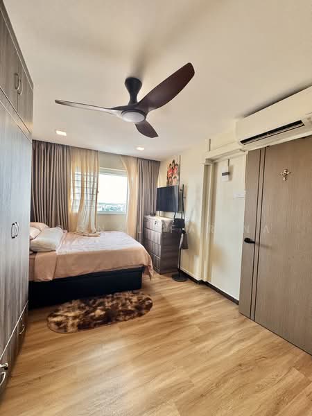 716 Ang Mo Kio Avenue 6, 716 Ang Mo Kio Avenue 6, 3 Bedrooms, 1,280 sqft, HDB Flat For Sale, by Noonal Farina, 500221359 - Bedroom - PropertyGuru.com.sg