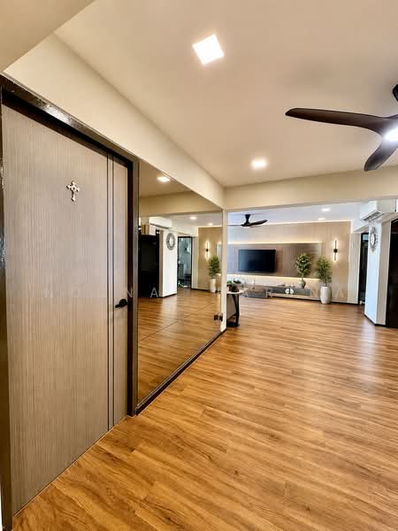 716 Ang Mo Kio Avenue 6, 716 Ang Mo Kio Avenue 6, 3 Bedrooms, 1,280 sqft, HDB Flat For Sale, by Noonal Farina, 500221359 - Living Room - PropertyGuru.com.sg