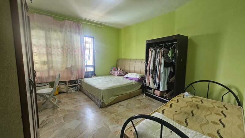 706 Jurong West Street 71, 706 Jurong West Street 71, 4 Bedrooms, 1,194 sqft, HDB Flat For Sale, by Evan Loh, 500221367 - Bedroom - PropertyGuru.com.sg