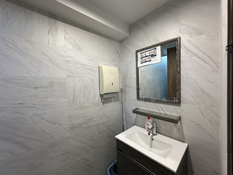 Frontier, 52 Ubi Avenue 3, 2,164 sqft, Light Industrial (B1) For Sale, by Michelle Duan, 500221369 - Bathroom - CommercialGuru.com.sg