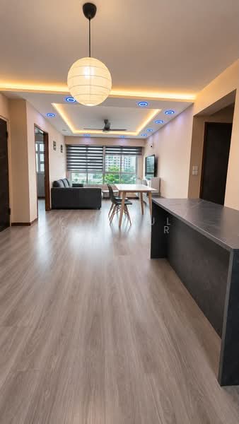 442C Bukit Batok West Avenue 8, 442C Bukit Batok West Avenue 8, 3 Bedrooms, 990 sqft, HDB Flat For Sale, by Kamarul Realtor, 500221372 - Living Room - PropertyGuru.com.sg