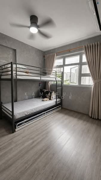 442C Bukit Batok West Avenue 8, 442C Bukit Batok West Avenue 8, 3 Bedrooms, 990 sqft, HDB Flat For Sale, by Kamarul Realtor, 500221372 - Bedroom - PropertyGuru.com.sg